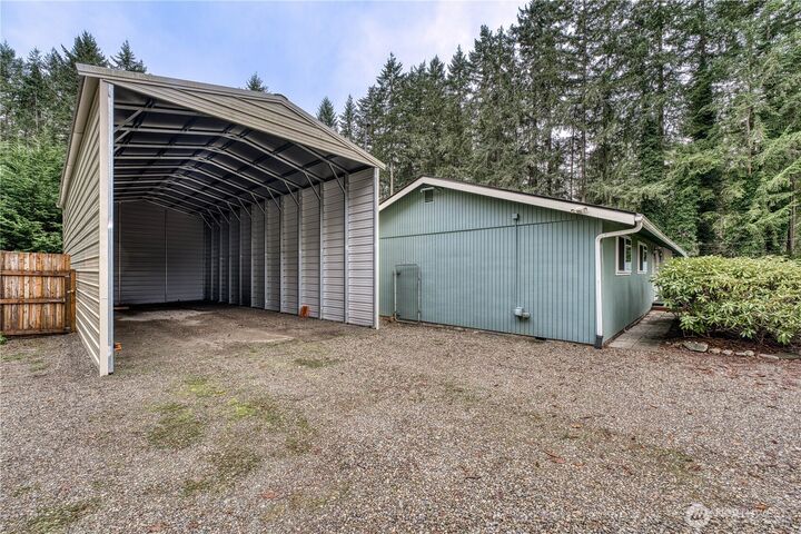 Property Photo:  4212  80th Avenue NW  WA 98335 