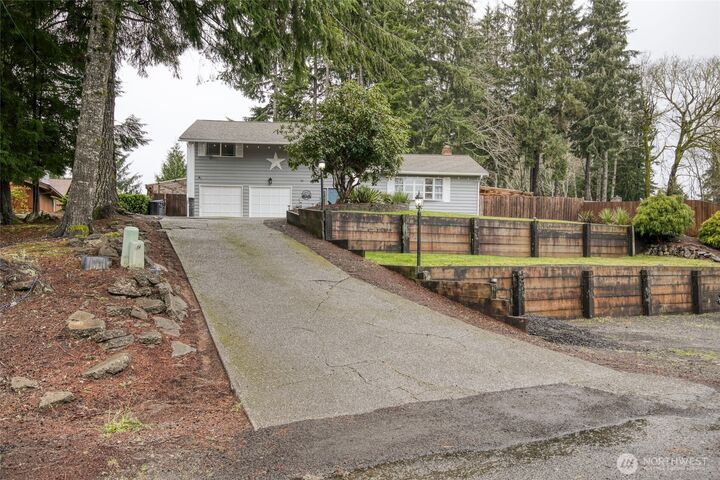 Property Photo:  511  Highland Drive  WA 98563 