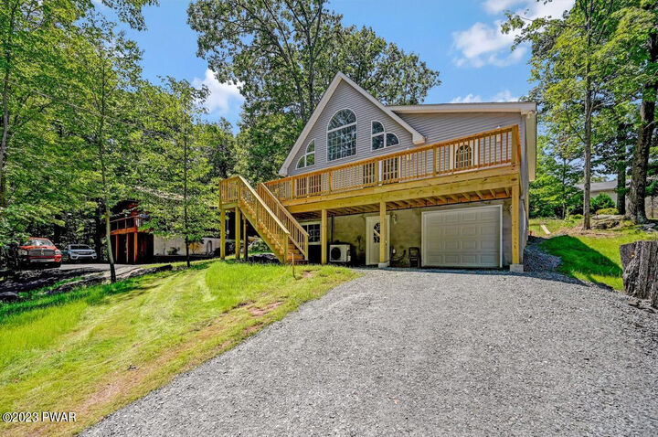 Property Photo:  1006 Hidden Valley Court  PA 18436 