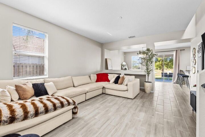 Property Photo: 6909 NW Kowal Court FL 34986