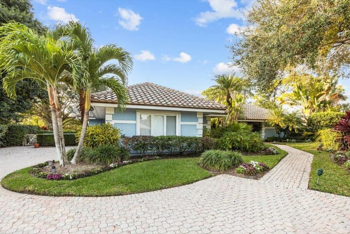Property Photo: 13505 NW Coco Plum Court FL 34990