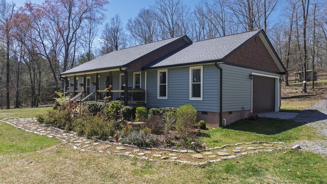 Property Photo:  426 No Pone Valley Road NW  TN 37336 