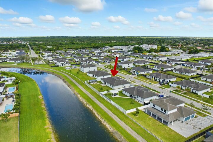 Property Photo: 19080 SW 133rd Ct FL 33177