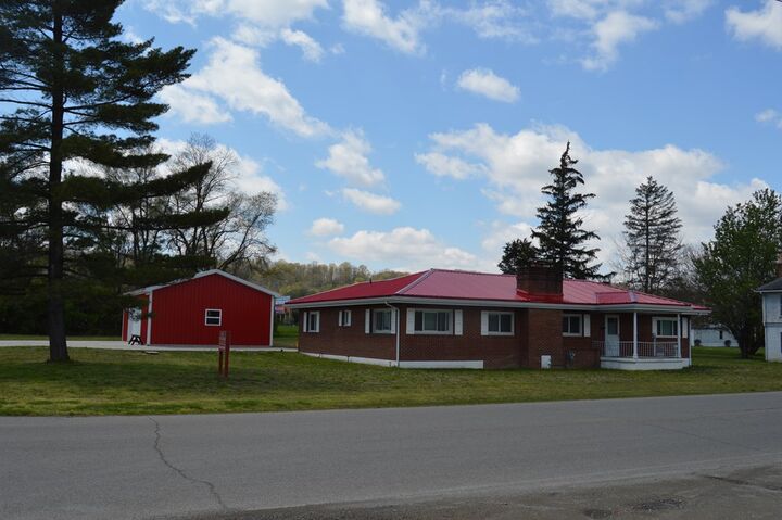 Property Photo:  15142 Pleasant Valley Road  OH 45601 