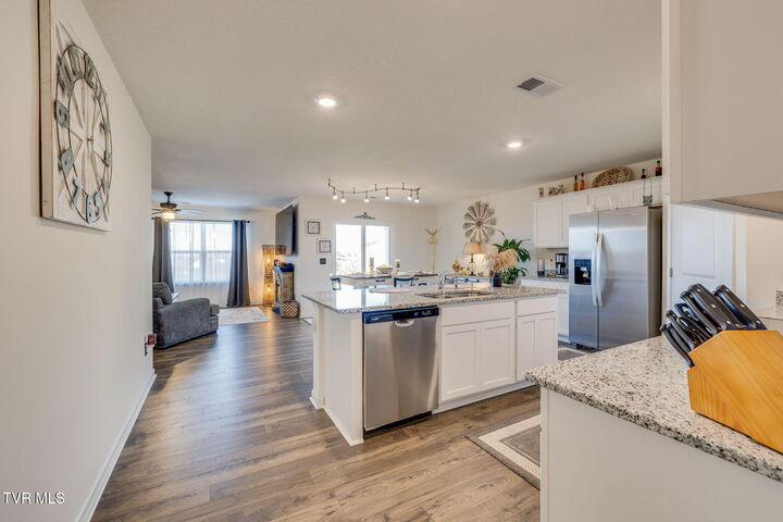 Property Photo: 169 Crawford Circle TN 37620