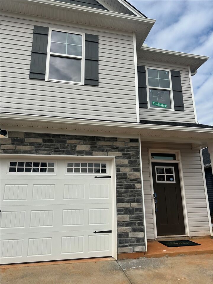 Property Photo: 244 Brown Circle SC 29642