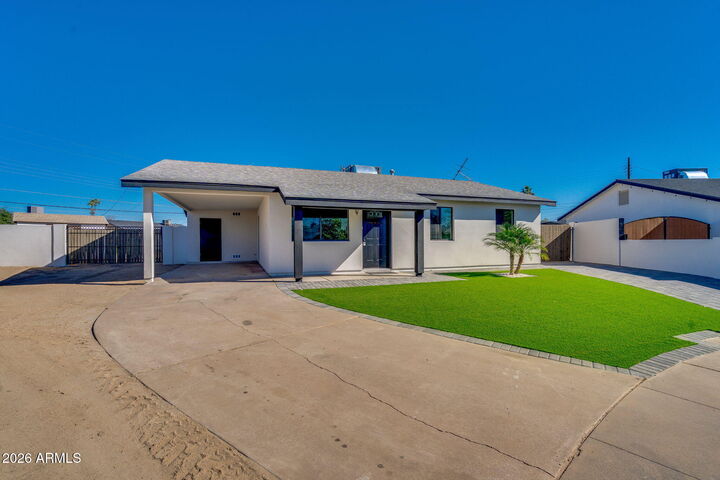 Property Photo:  3343 N 61st Drive  AZ 85033 