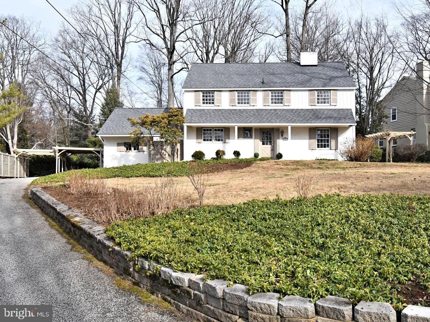 Property Photo: 457 School House Lane PA 19087
