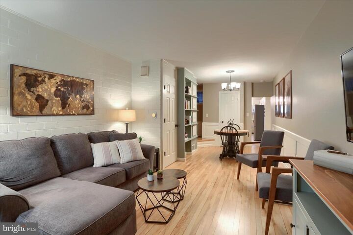 Property Photo:  924 Grand Street  PA 17102 