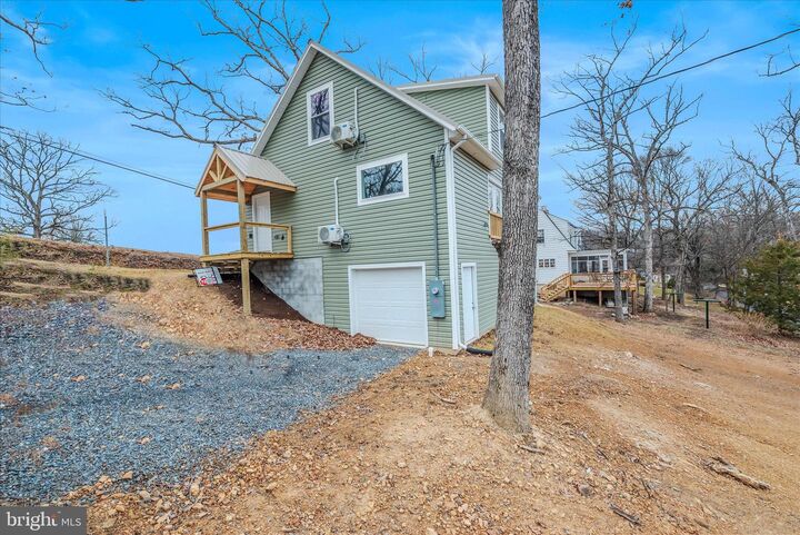 Property Photo:  15 Hilltop Street  WV 25411 