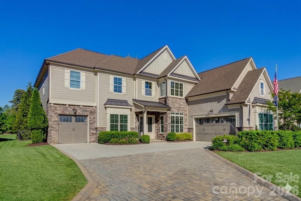 Property Photo:  13211 Feale Court  NC 28278 