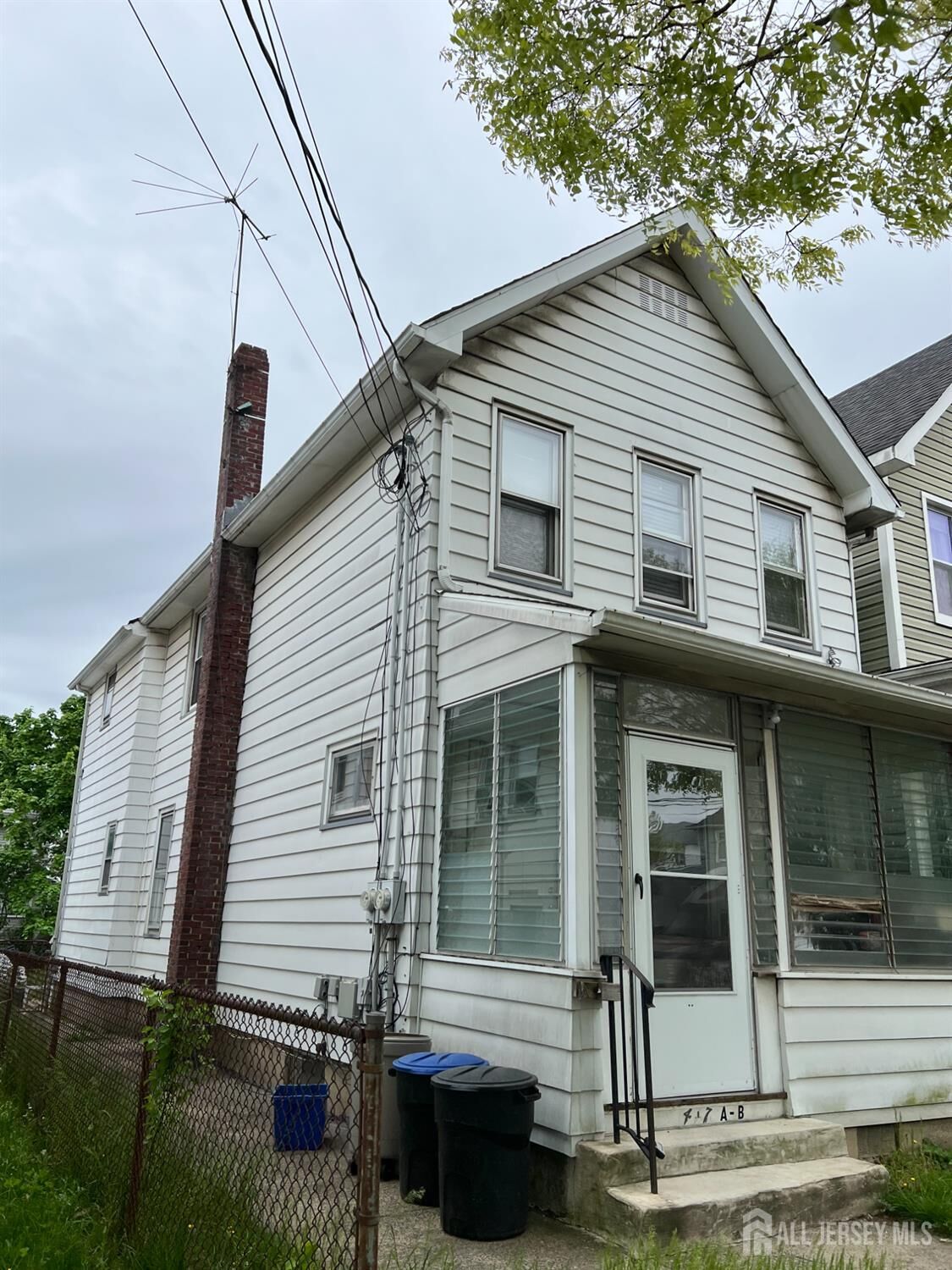 Property Photo:  417 John Street  NJ 08879 