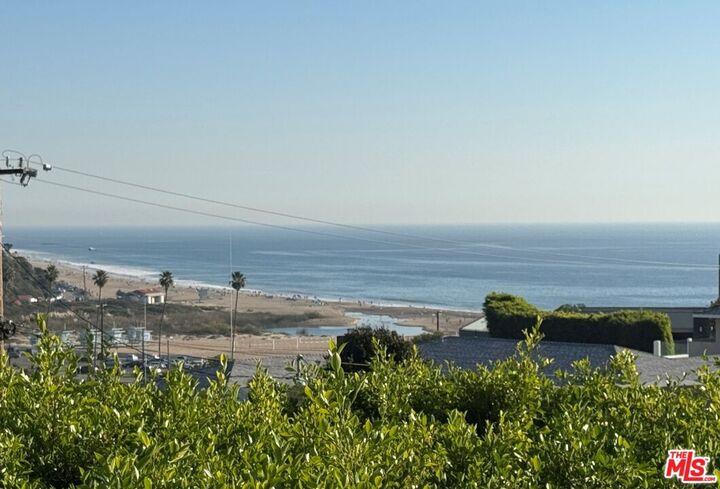 Property Photo:  29752 Baden Pl  CA 90265 