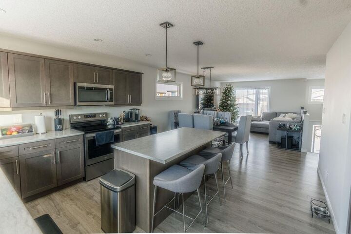 Photo de la propriété:  62 Hedin Crescent  MB R7A 7W3 