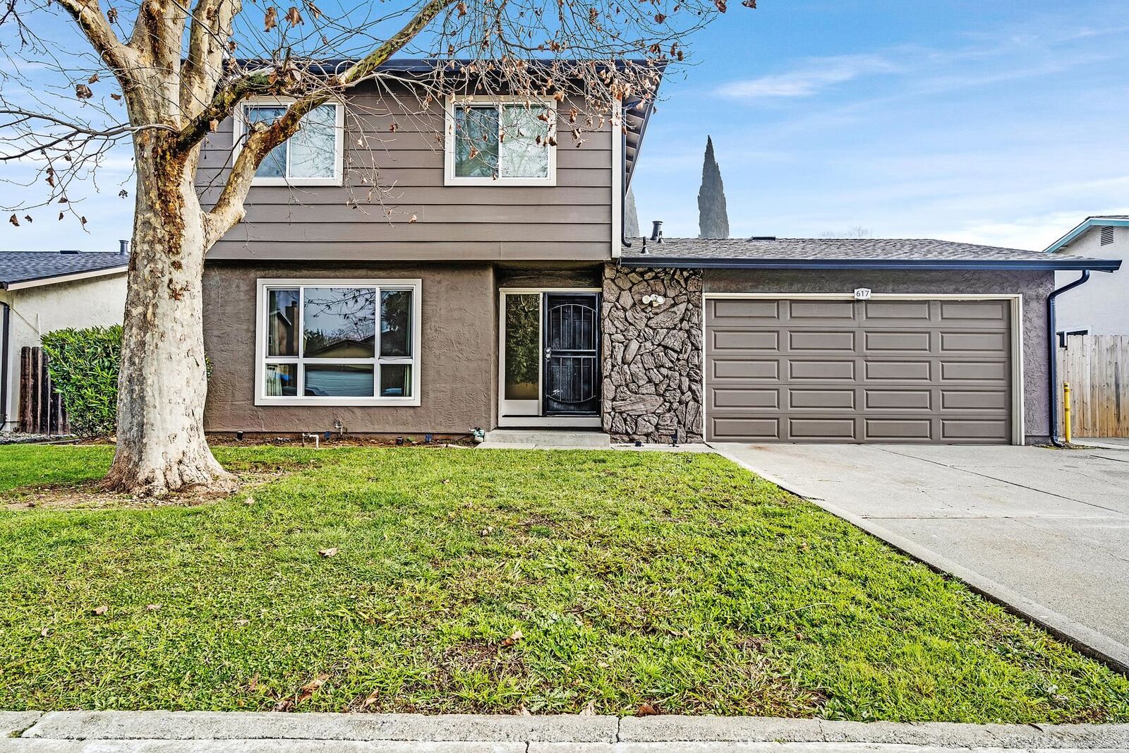 Property Photo:  617 Skylark Dr  CA 94585 