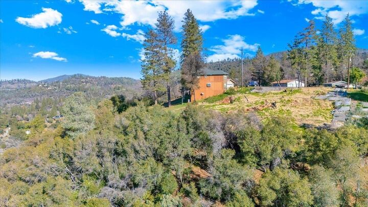 Property Photo:  18845 Evergreen Dr  CA 95379 