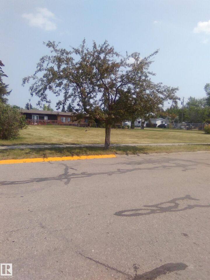 Property Photo: 4803 50 Street AB T0B 0W0