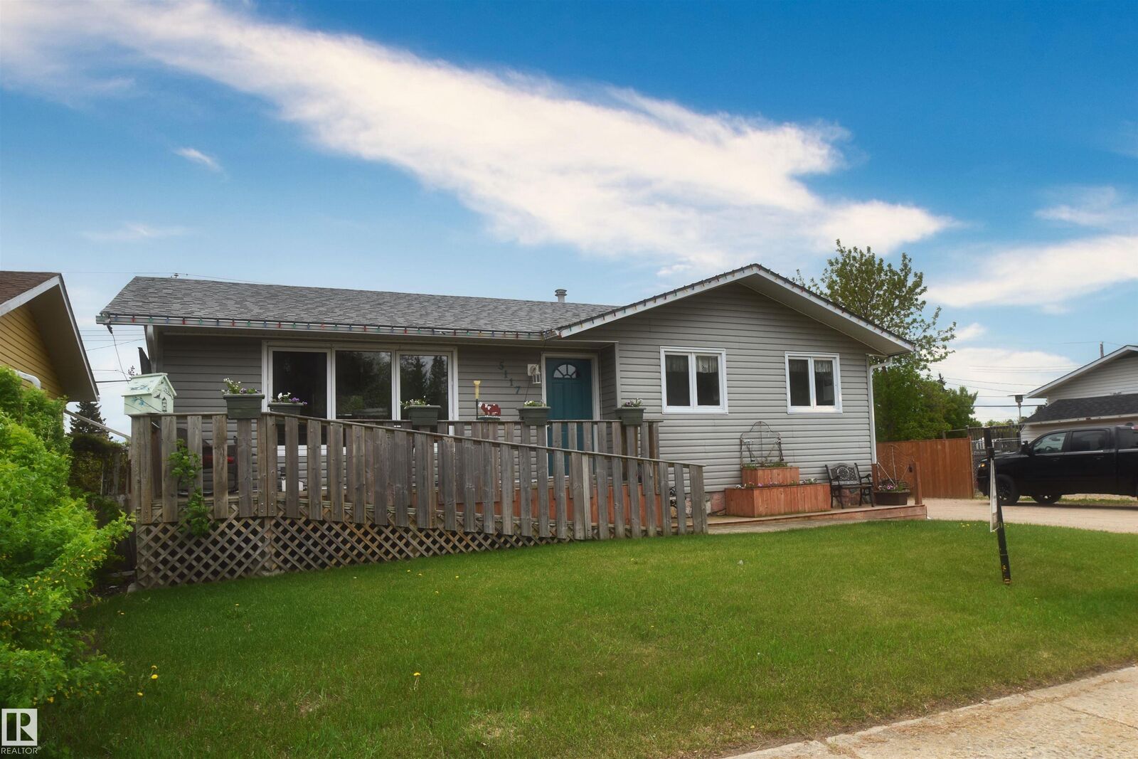 Property Photo: 5117 54 Avenue AB T0A 3A4