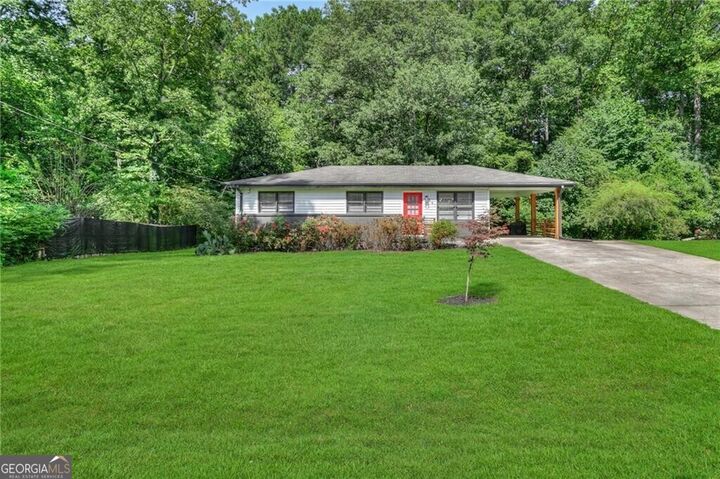 Property Photo: 891 Scott Lane SW GA 30008