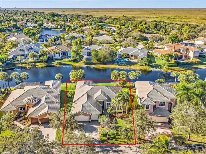 Property Photo:  12640 NW 76th St  FL 33076 