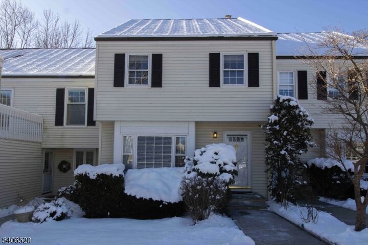 Property Photo:  14 Pembroke Dr  NJ 07945 