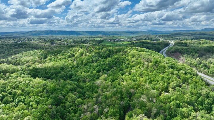 Property Photo:  Stonehenge Pkwy  WV 24901 