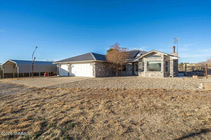 Property Photo: 37 Calle De Paz NM 88310