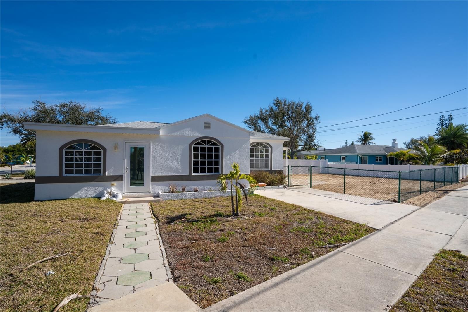 Property Photo: 7951 Gulf Boulevard FL 33706