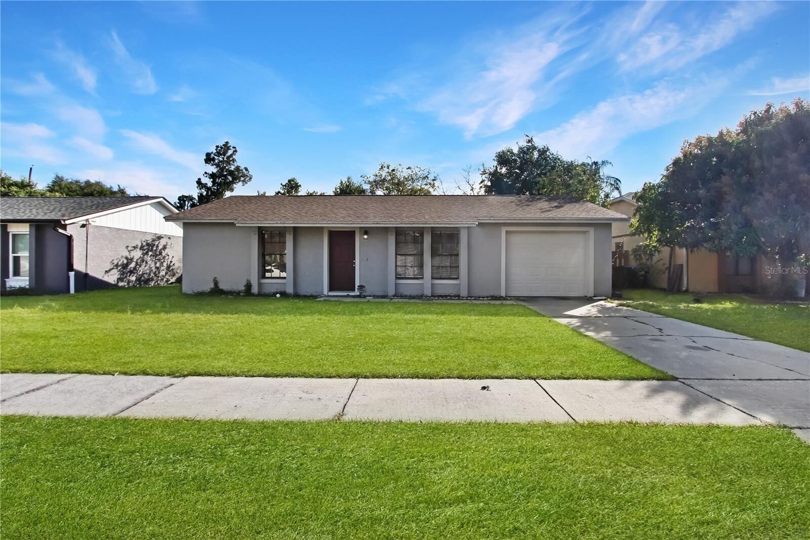 Property Photo:  3802 Shady Grove Circle  FL 32810 