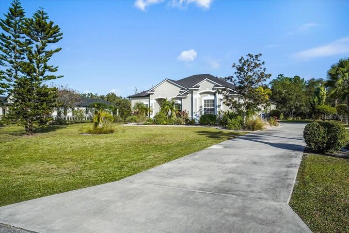 Property Photo:  7601 226 Street E  FL 34211 