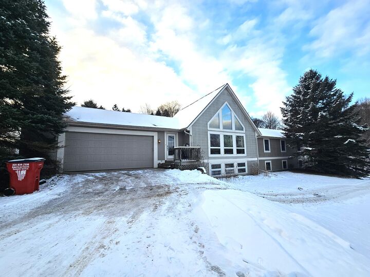 Property Photo:  350 Mary Court  MI 49421 