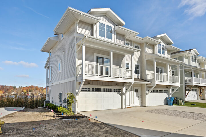 Property Photo:  60 Swing Bridge Lane  MI 49406 