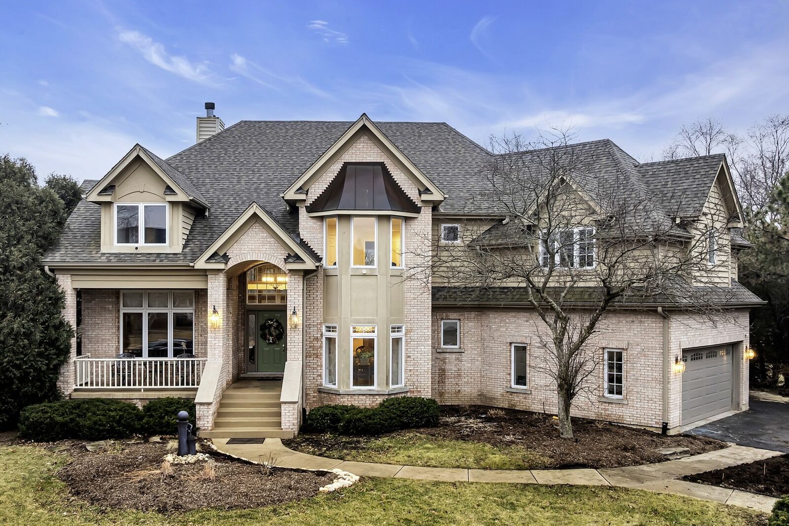 Property Photo:  2706 Duncan Lane  IL 60510 