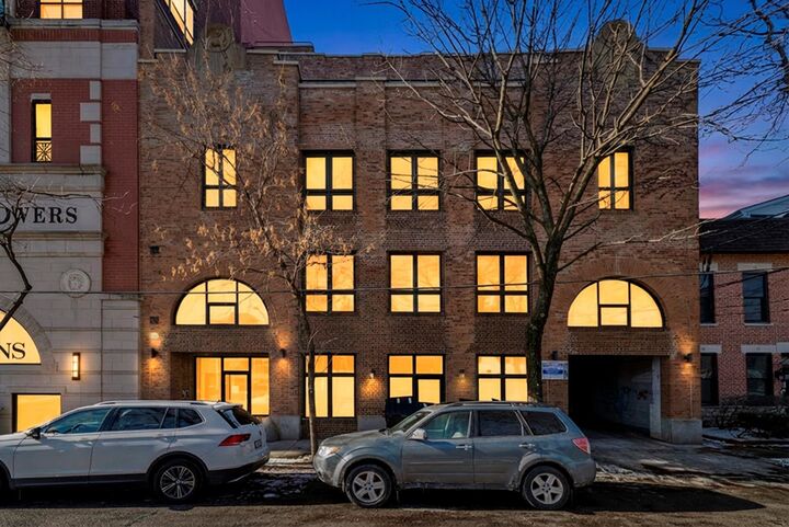 Property Photo:  1448 N Orleans Street 1B  IL 60610 