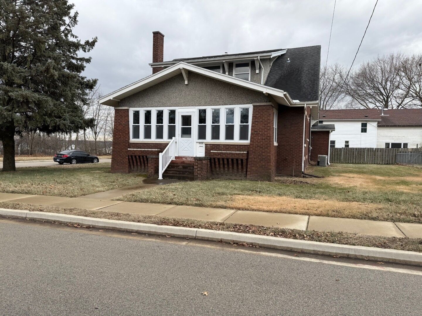 Property Photo: 1204 6th Street IL 61354