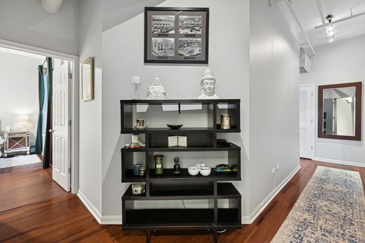 Property Photo:  400 W Ontario Street 513  IL 60654 