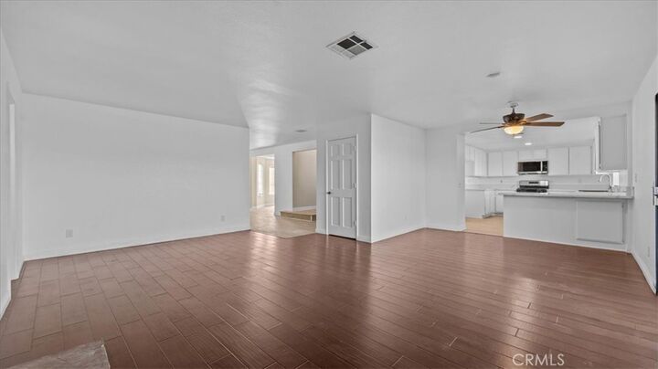 Property Photo:  1311 Camran Avenue  CA 93535 