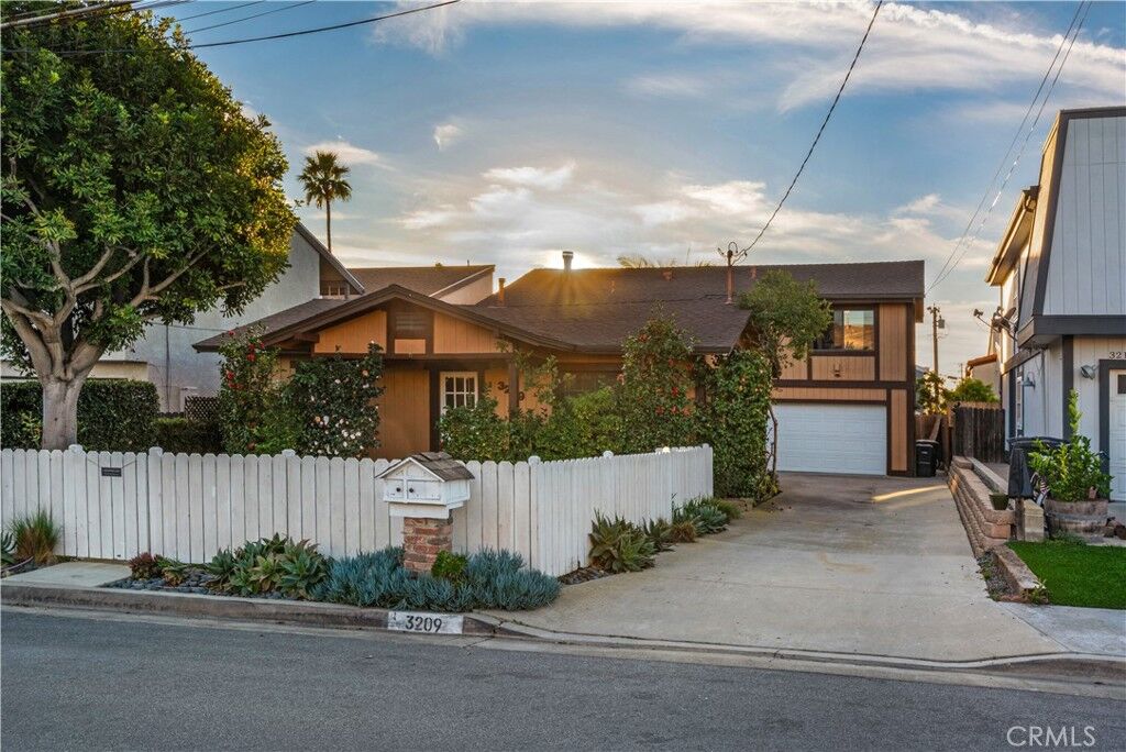 Property Photo:  3209 Clay  CA 92663 