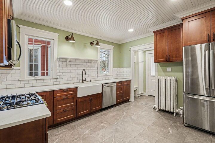 Property Photo:  849 Iglehart Avenue  MN 55104 