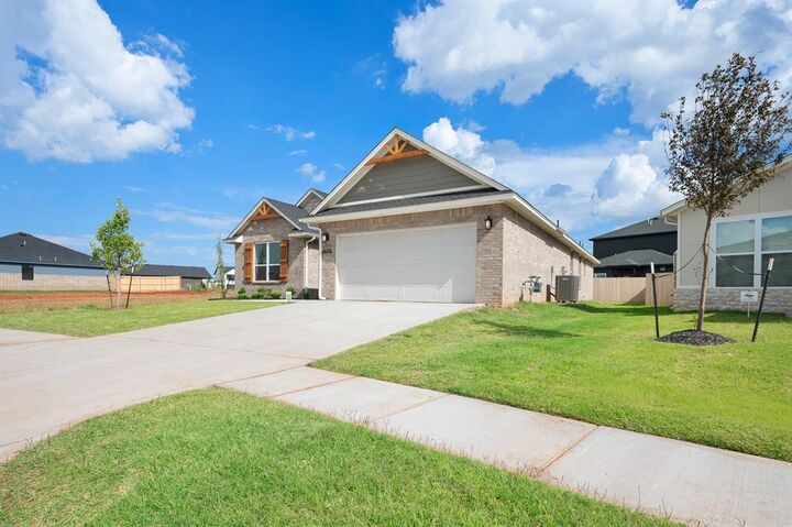 Property Photo: 4216 NW 180th Street OK 73012
