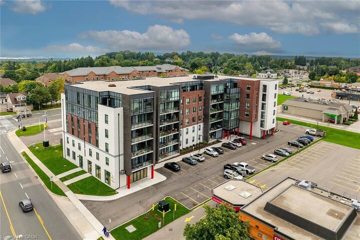 Property Photo: 5 Hamilton Street N 503 ON L8B 2A4