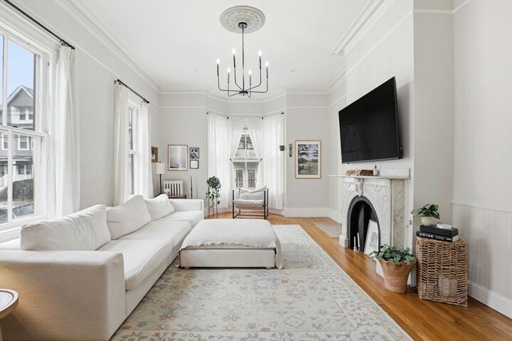 Property Photo:  125 Wrentham St 1  MA 02124 