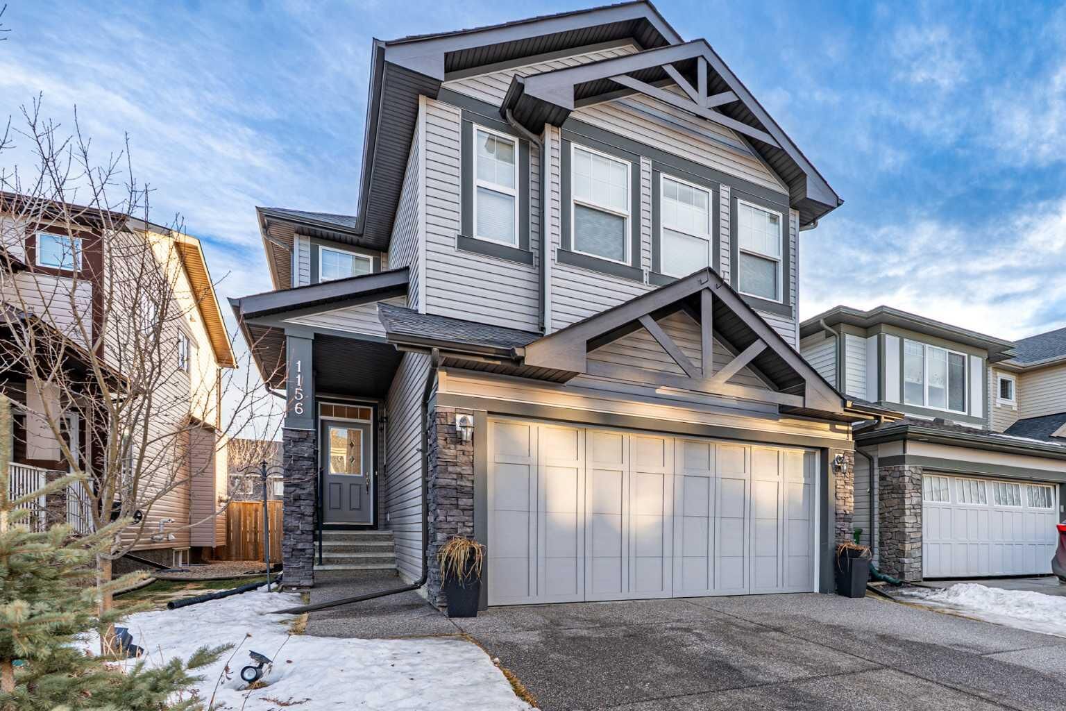 Photo de la propriété:  1156 Hillcrest Lane SW  AB T4B 3W2 