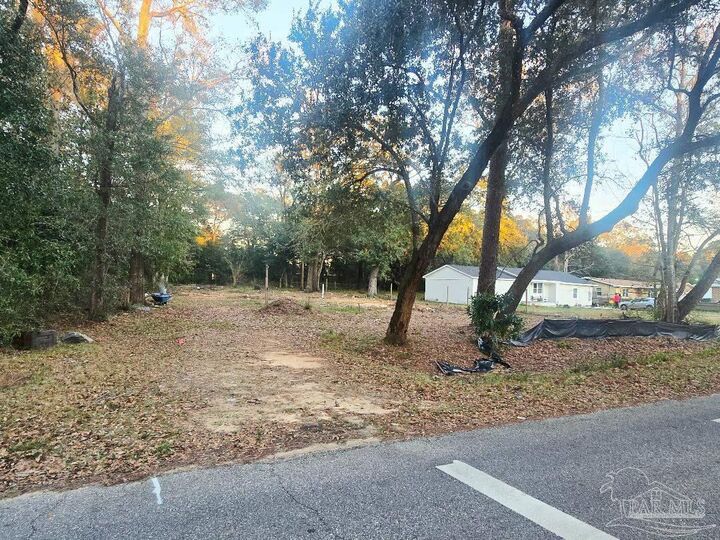 Property Photo:  6206 Lucy St  FL 32503 