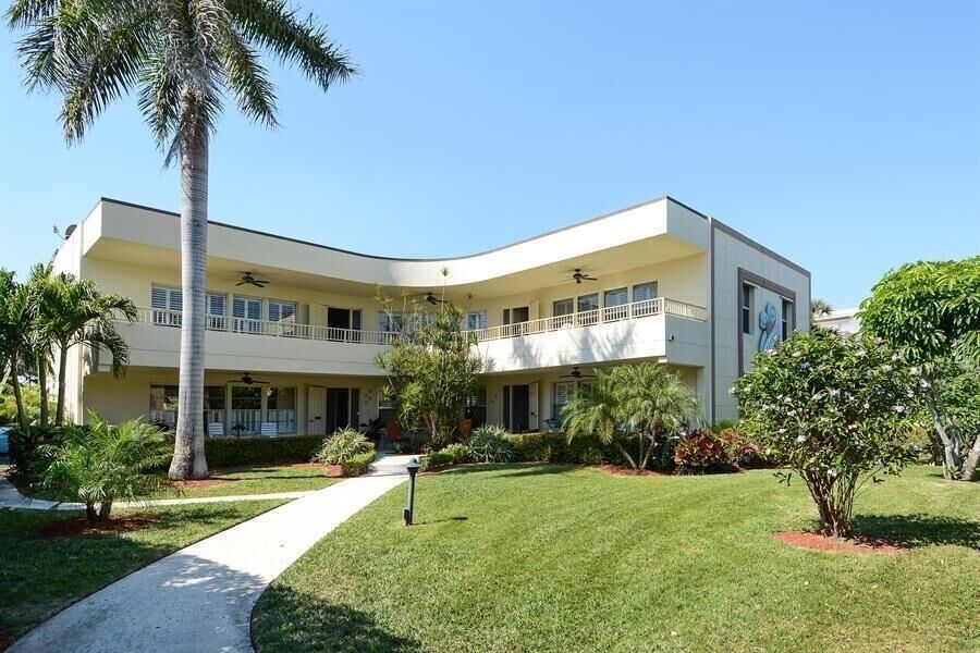 Property Photo:  202 Gleason Street 3  FL 33483 