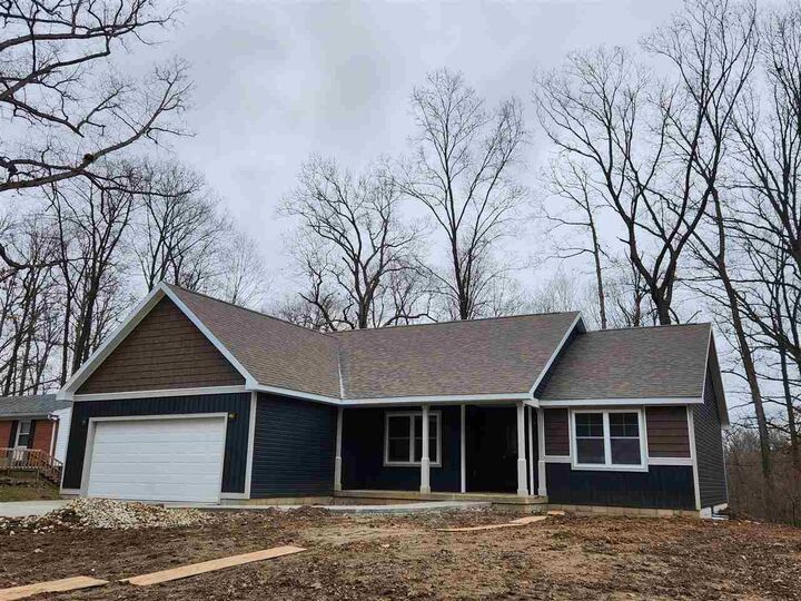 Property Photo:  3235 Glen Hills Drive  IN 47374 