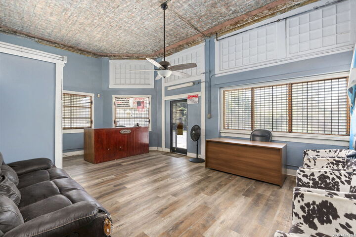 Property Photo:  1720 S Presa  TX 78210 