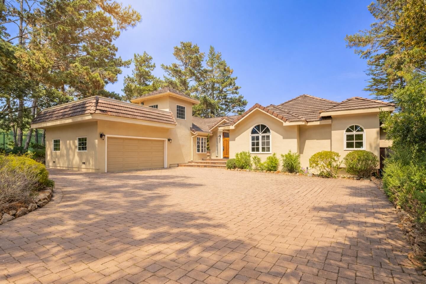 Property Photo:  4055 Sunset  CA 93953 