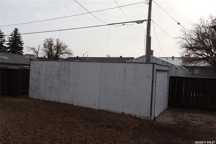 Photo de la propriété:  2 2nd Street E  SK S0H 4K0 