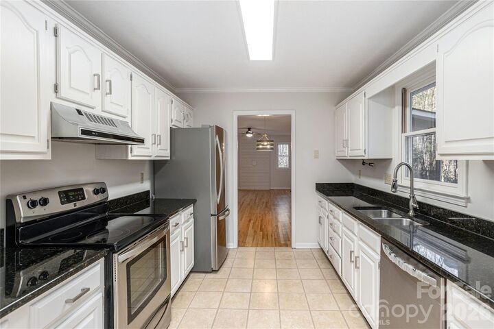 Property Photo: 55 English Ivy Lane NC 28790